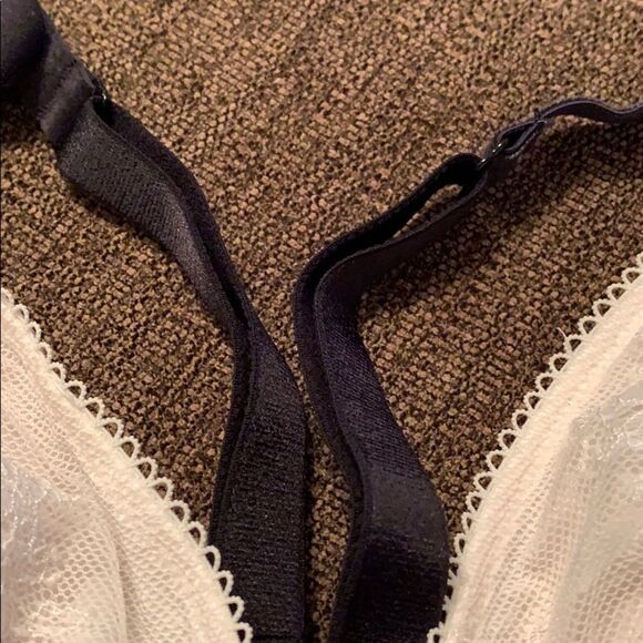 Victoria Secret Bralette - Picture 3 of 5